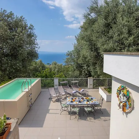 Sorrento With Pool And Amazing Views Villa